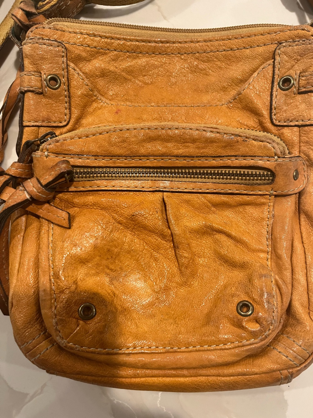 Fossil Tan Mustard Color Leather Crossbody Bag - Picture 2 of 6